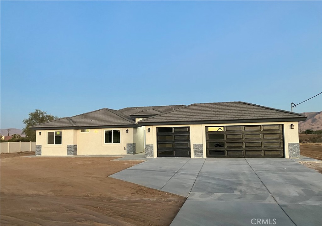 18363 Fresno Street Property Photo 2