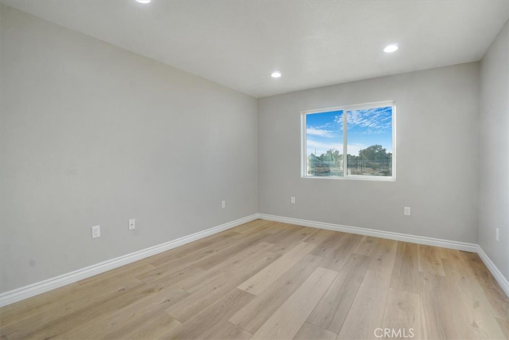 18363 Fresno Street Property Photo 20
