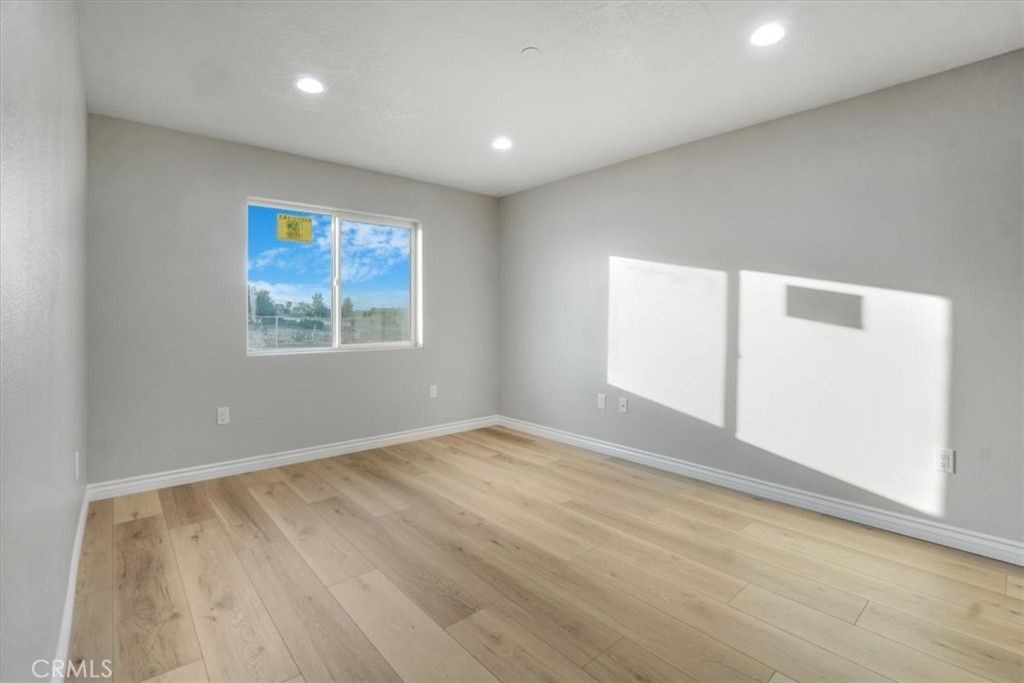 18363 Fresno Street Property Photo 22