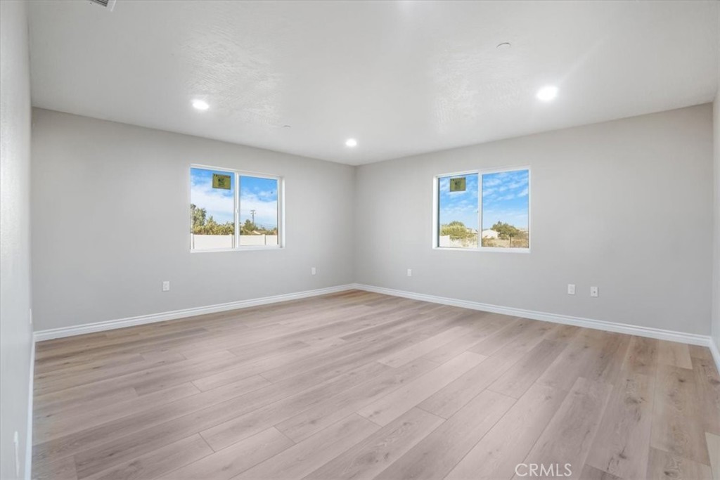 18363 Fresno Street Property Photo 26