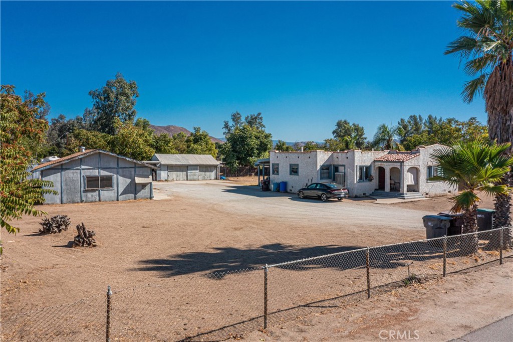 26380 Green Avenue Property Photo 4