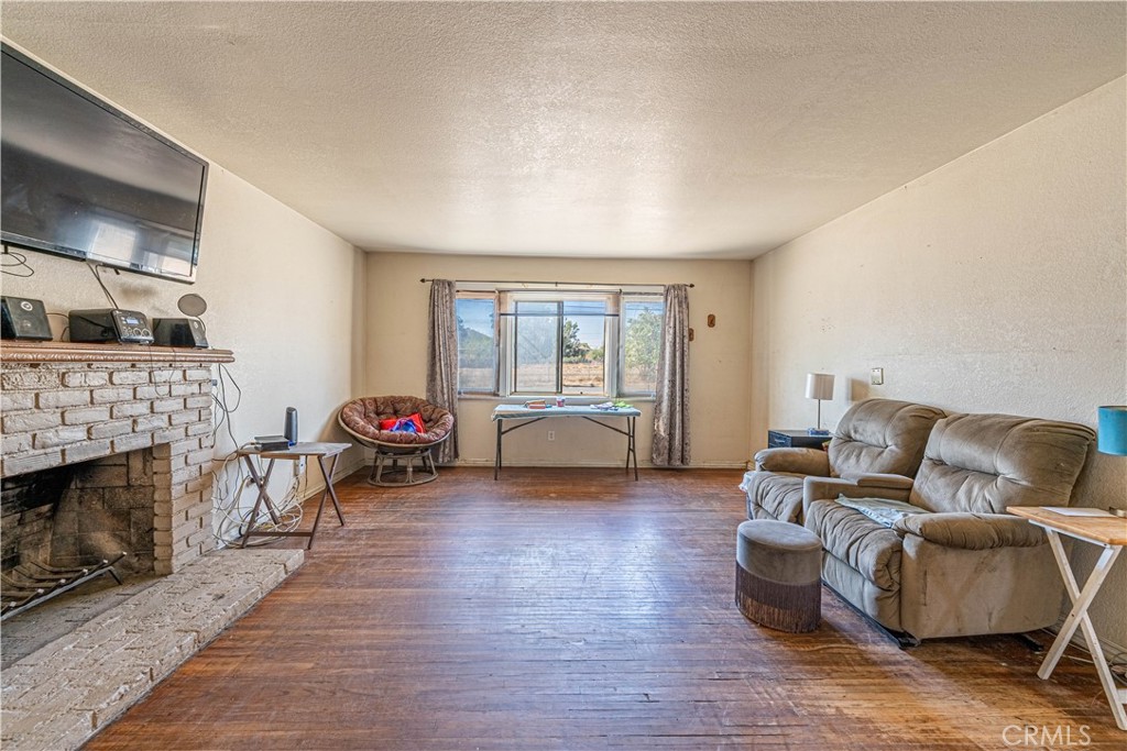26380 Green Avenue Property Photo 9