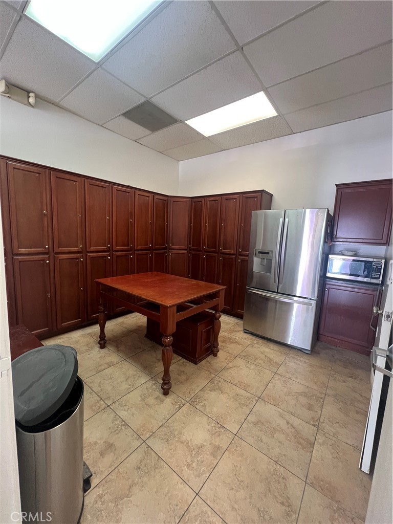 17250 17264 Foothill Boulevard G-h Property Photo 6