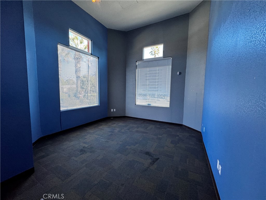17284 Foothill Boulevard Property Photo 4