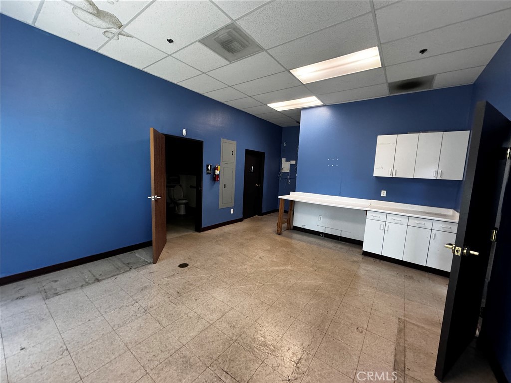 17284 Foothill Boulevard Property Photo 11
