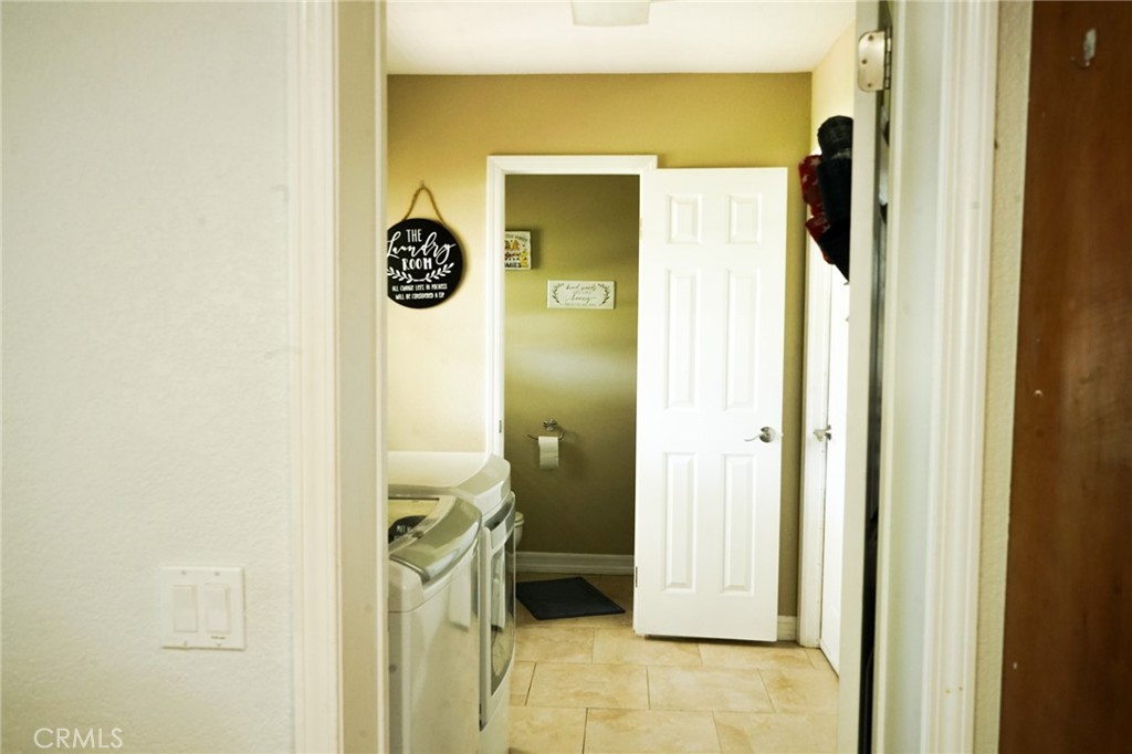 9886 Onyx Street Property Photo 27
