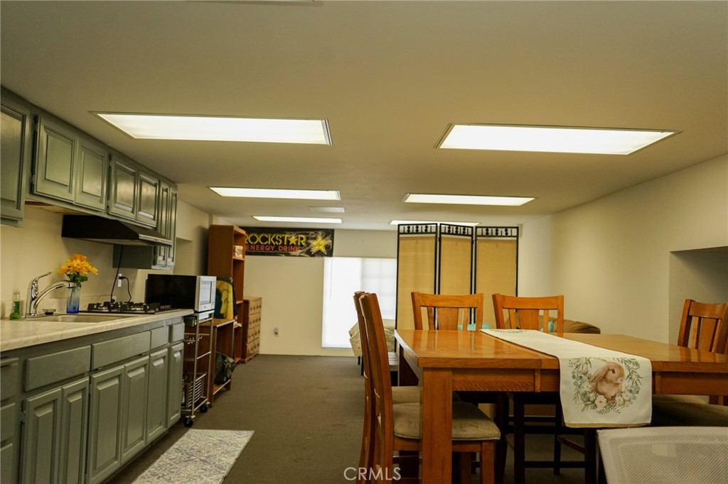 9886 Onyx Street Property Photo 36