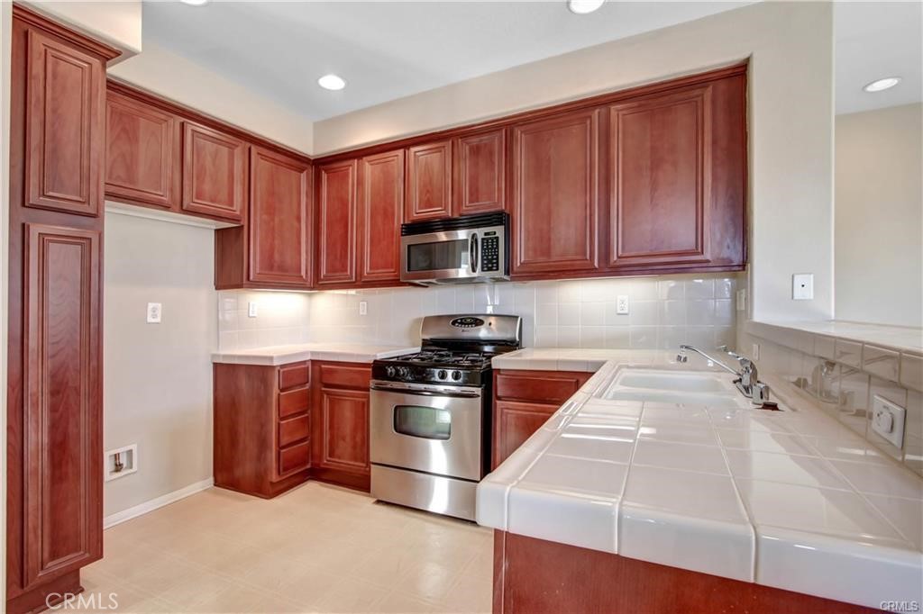 7729 Hess Place U3 Property Photo 5