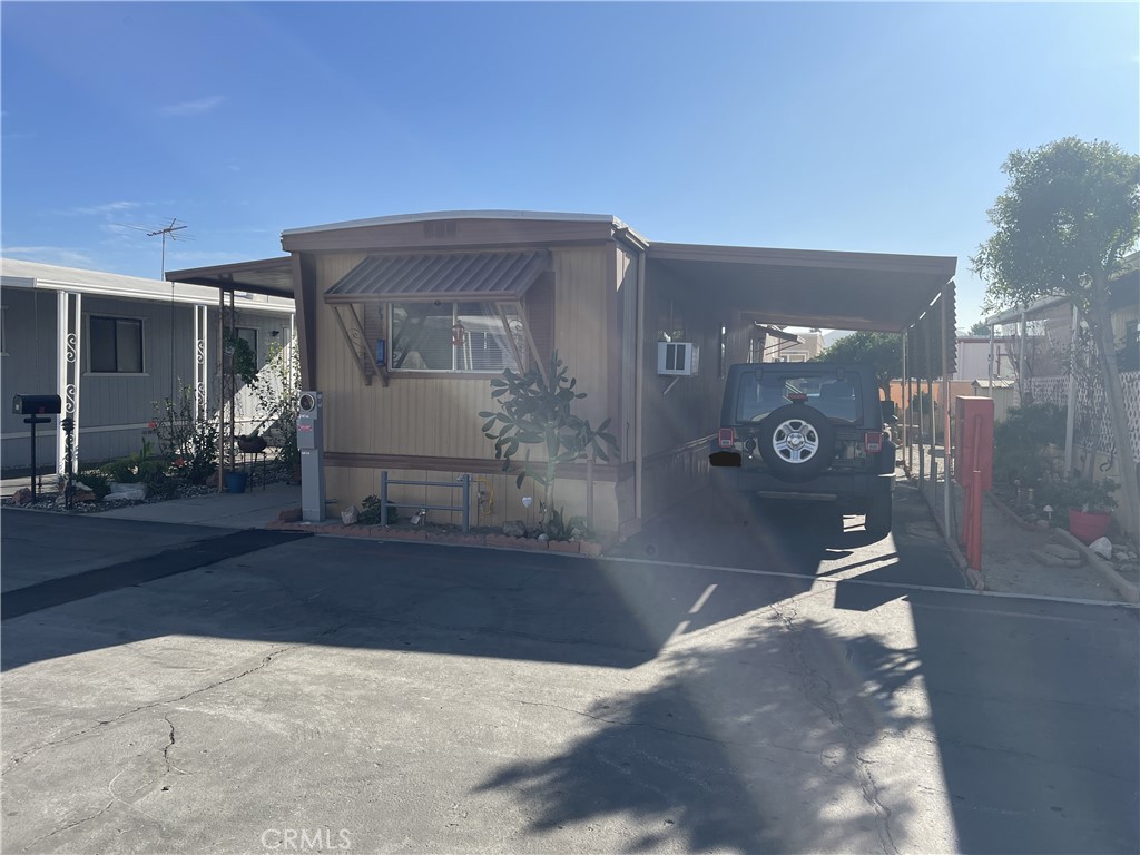 17455 Marygold Avenue 68 Property Photo 2