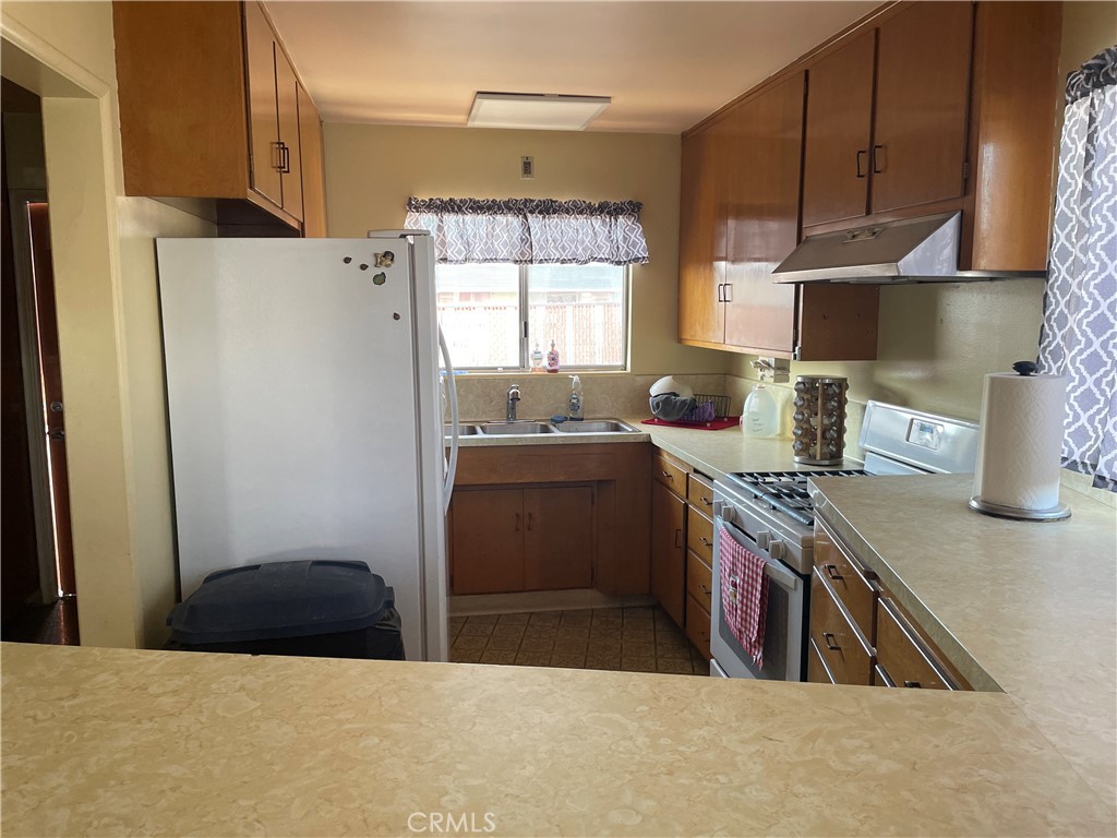 17455 Marygold Avenue 68 Property Photo 12