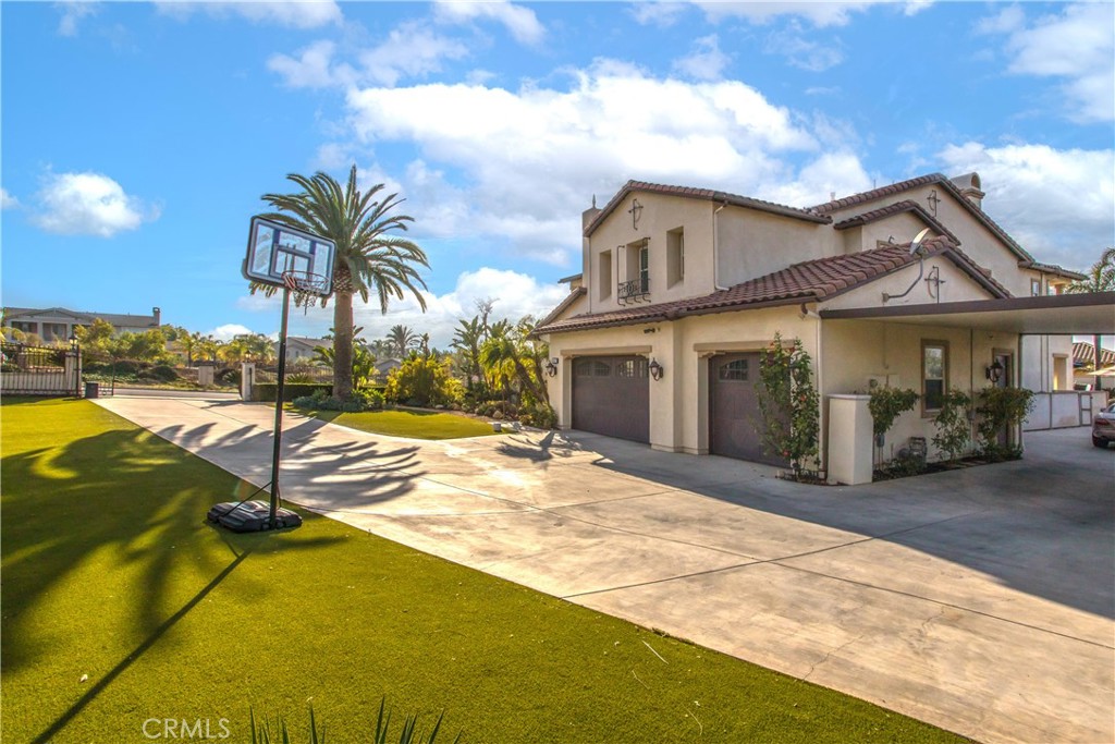 16670 Catalonia Drive Property Photo 10