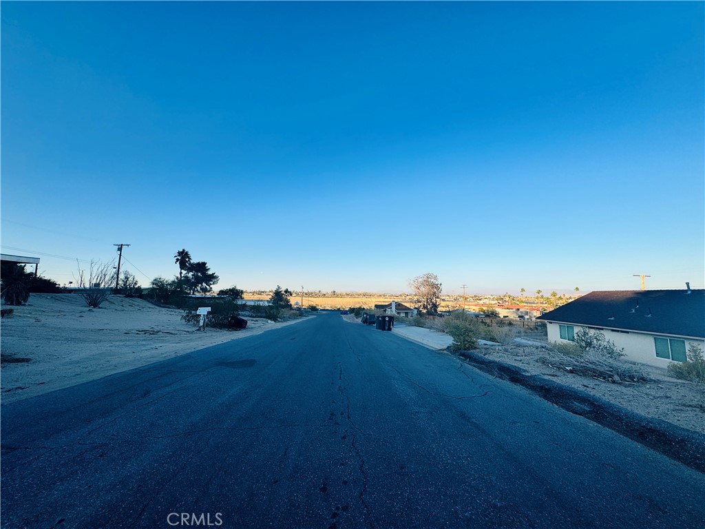 0 Bullion Avenue Property Photo 6