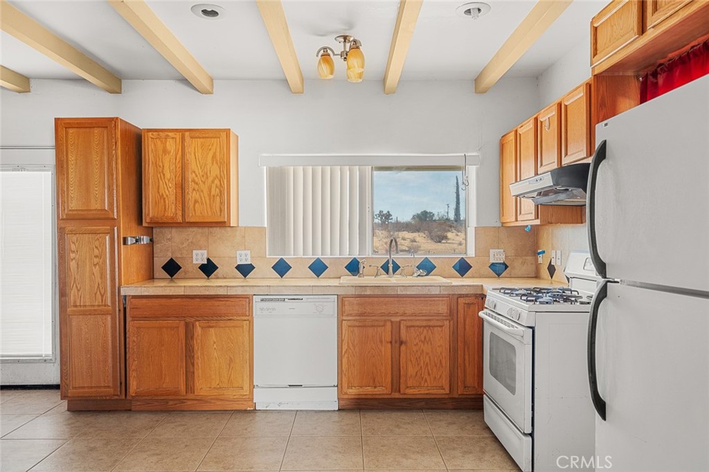 377 Fair Acres Road Property Photo 6