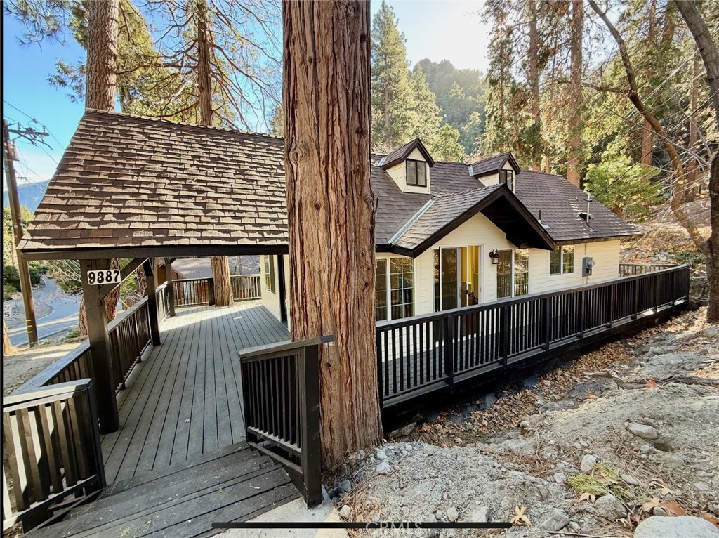 9387 Mill Drive Property Photo