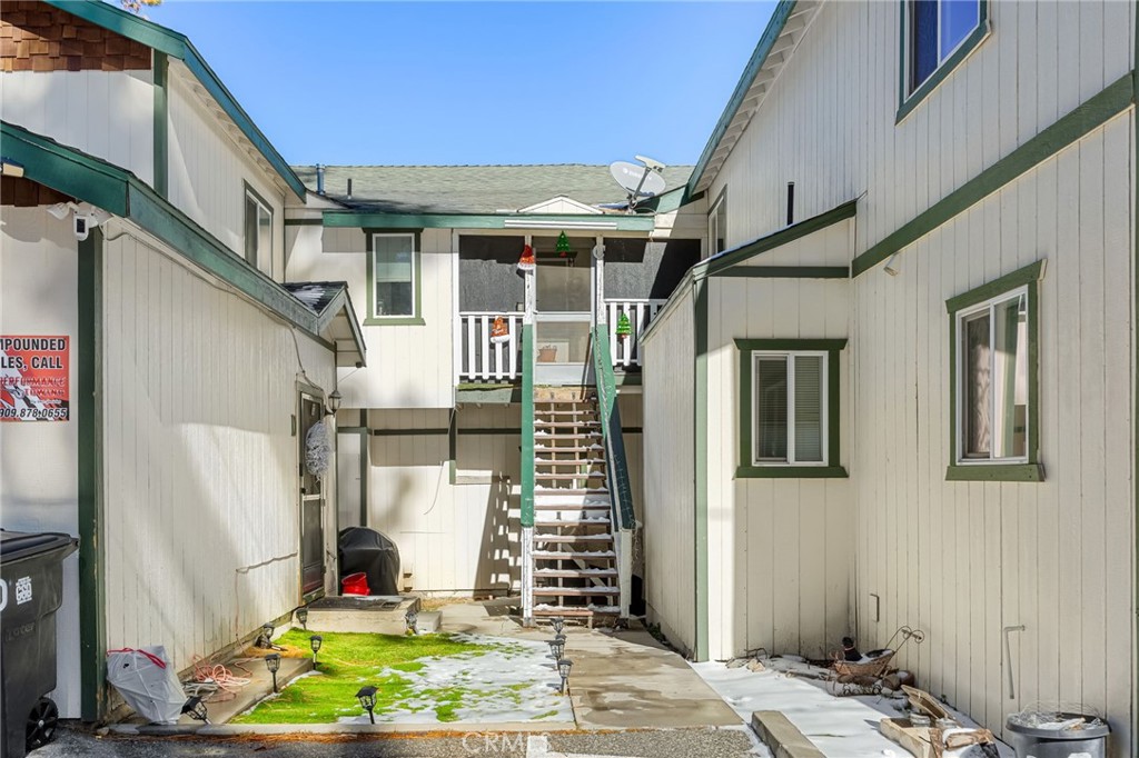 305 W Mojave Boulevard Property Photo 4
