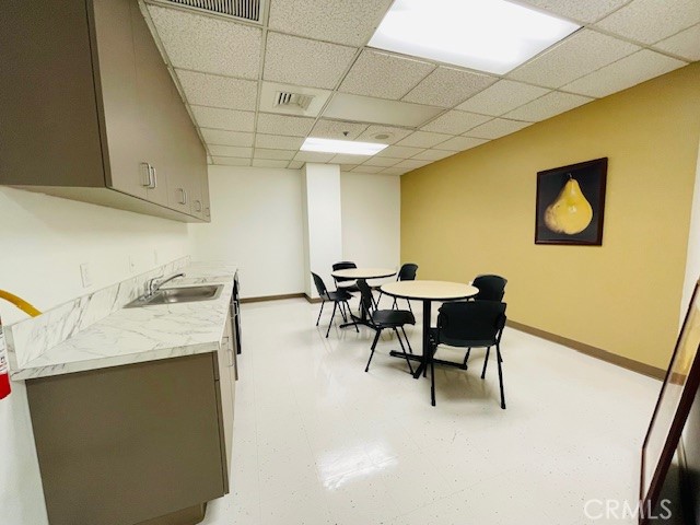 800 N Haven Avenue 300 Property Photo 27