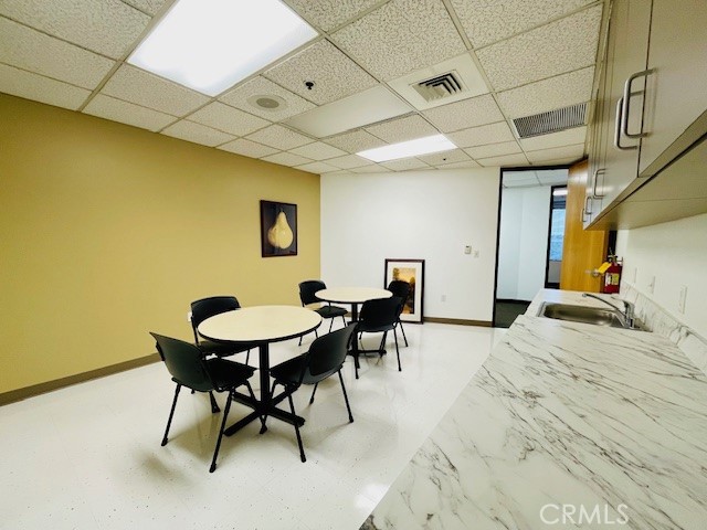 800 N Haven Avenue 300 Property Photo 32
