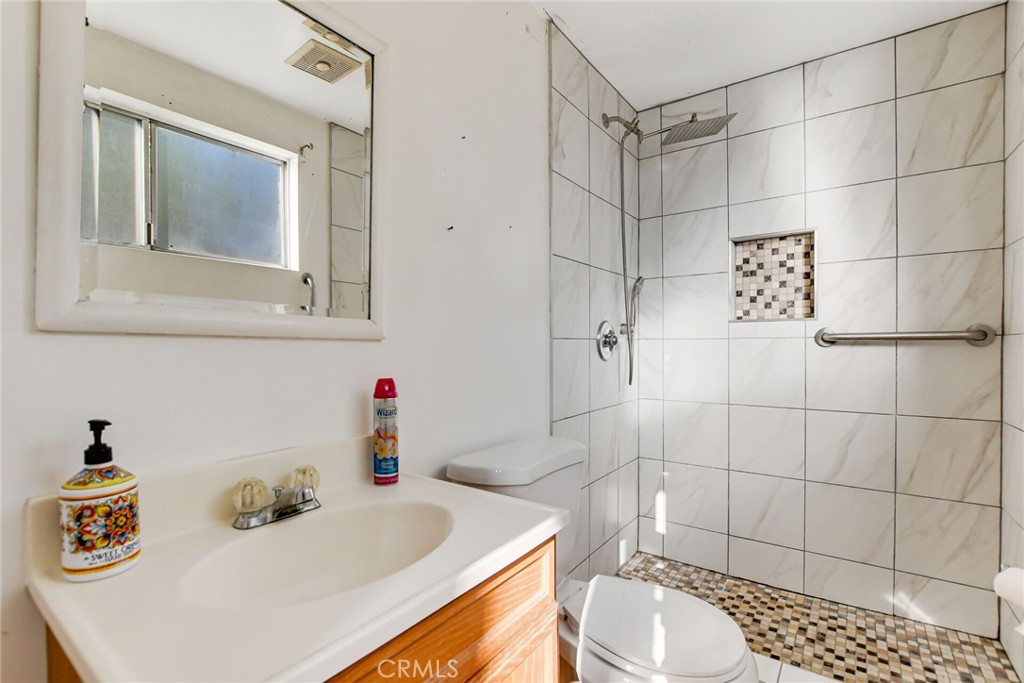 3638 Candlewood Street Property Photo 24