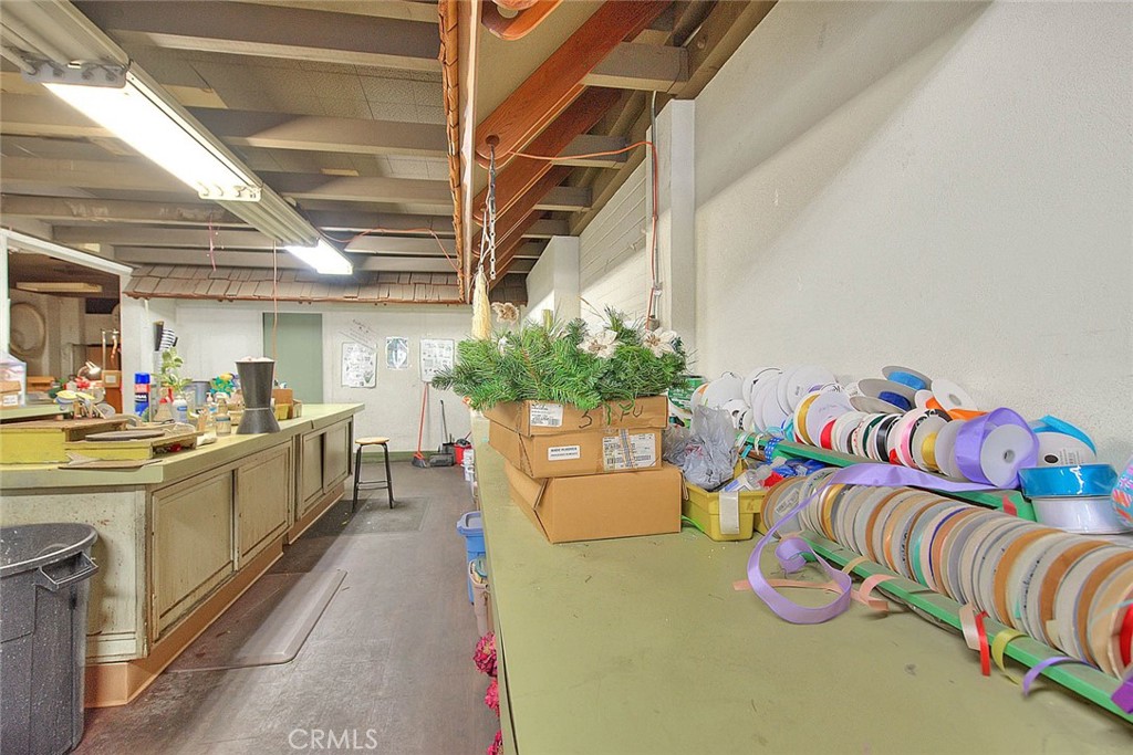 8620 Sierra Avenue Property Photo 21