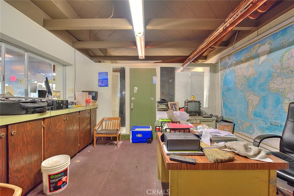 8620 Sierra Avenue Property Photo 24