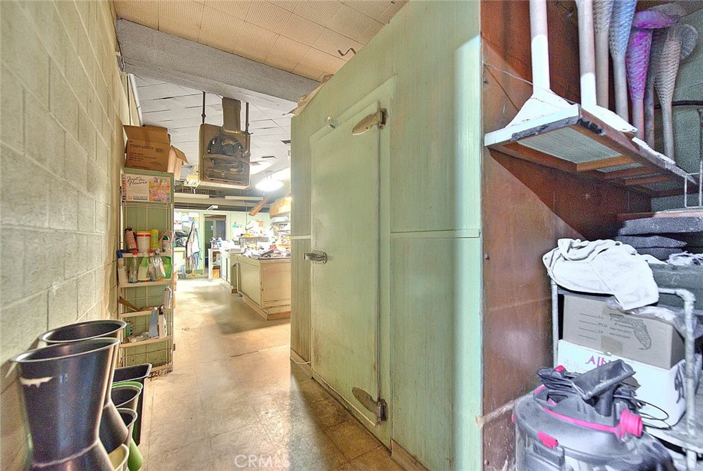 8620 Sierra Avenue Property Photo 26