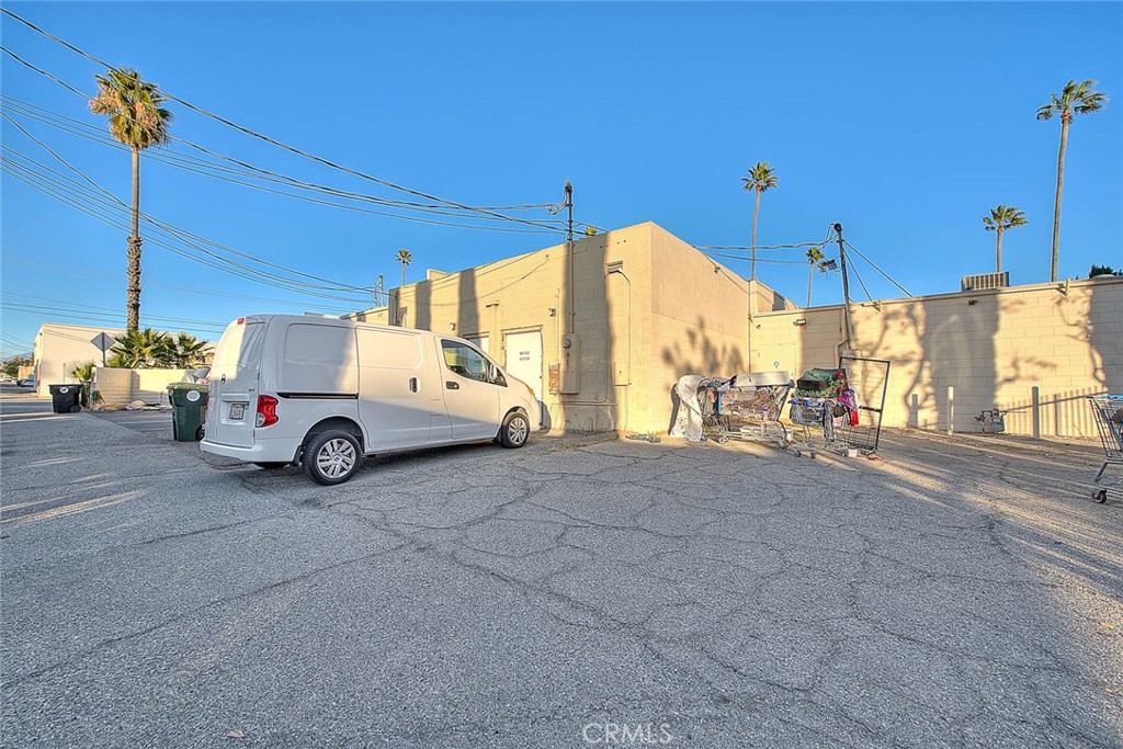 8620 Sierra Avenue Property Photo 27
