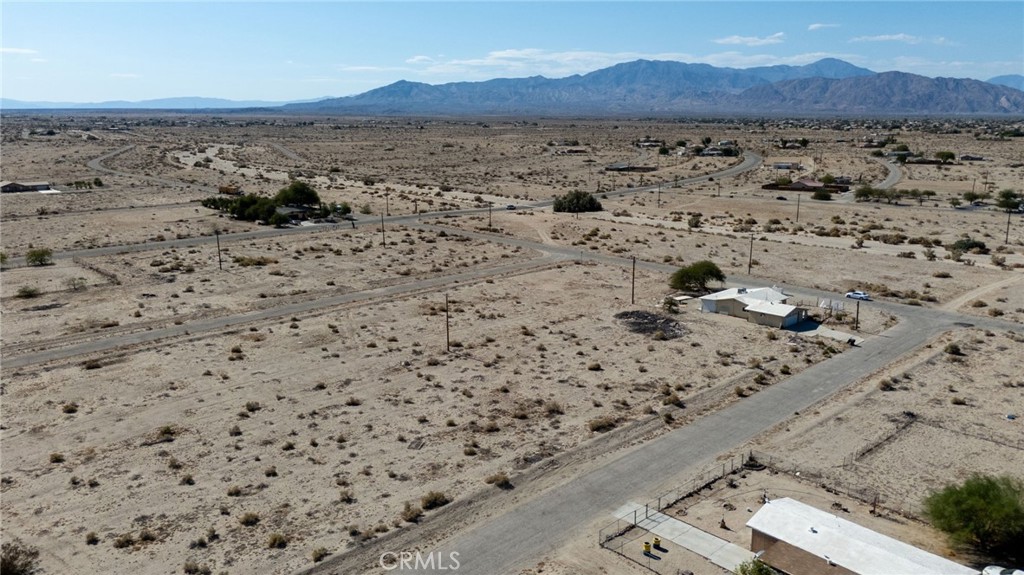 2679 Aberdeen Drive Property Photo 11
