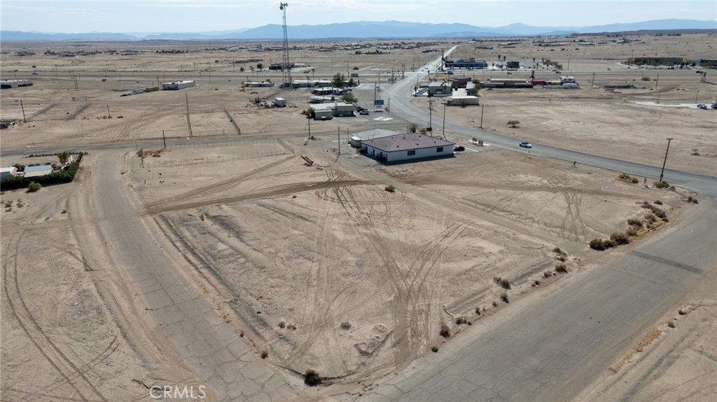 2121 Salton Arena Street Property Photo 2