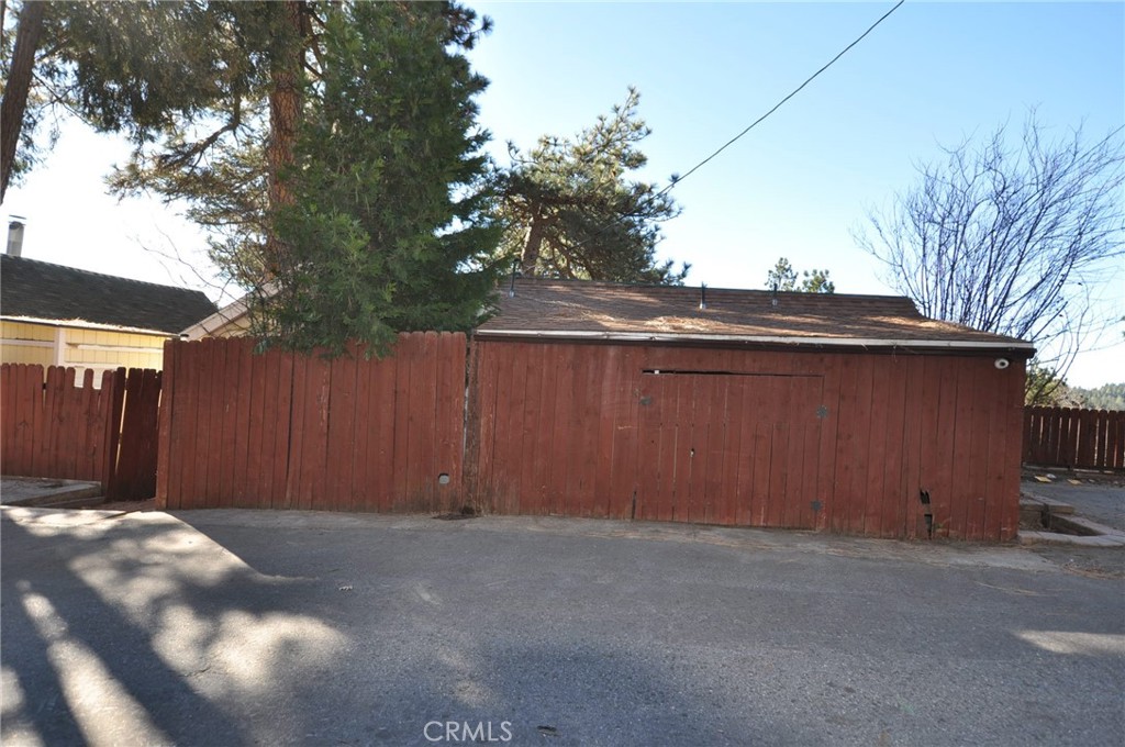 21657 Vista Road Property Photo