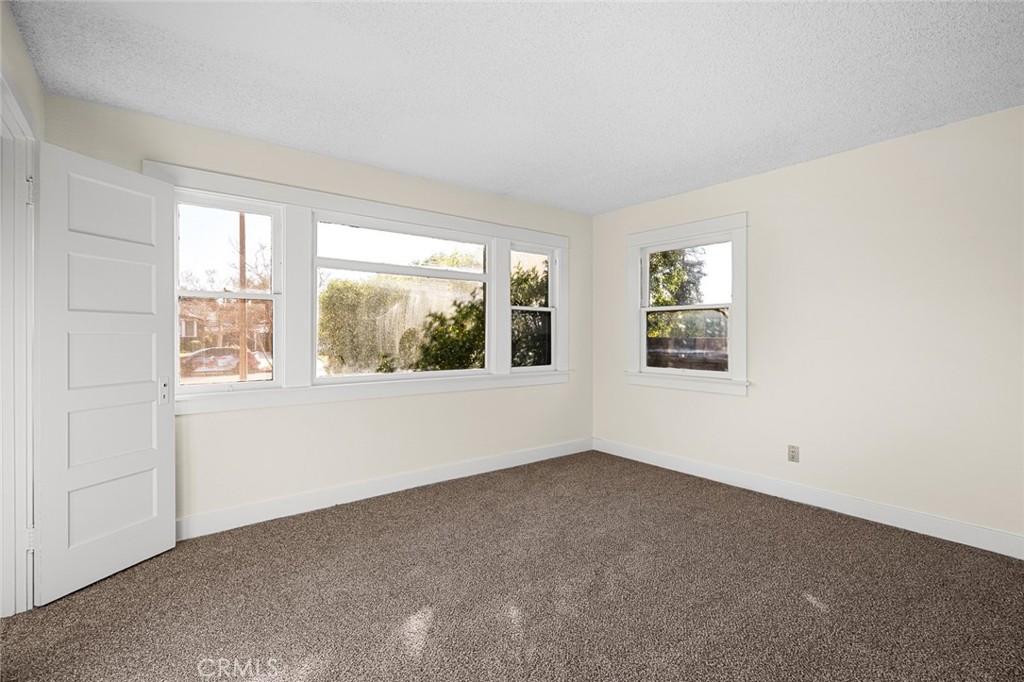1019 College Avenue Property Photo 11