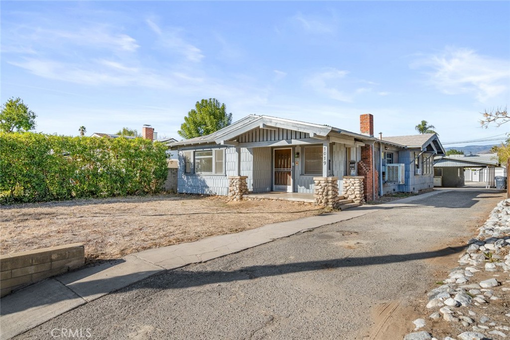1019 College Avenue Property Photo 29