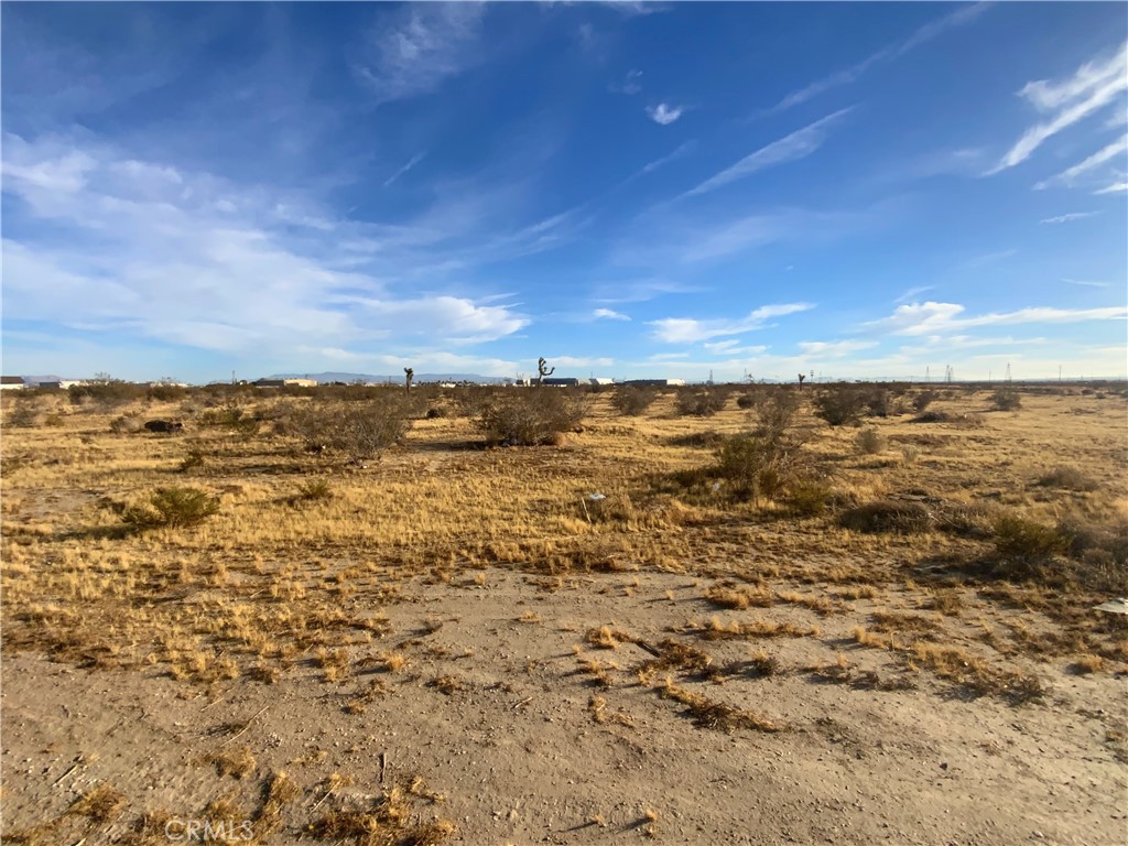 1 Air Expressway Boulevard Property Photo 1