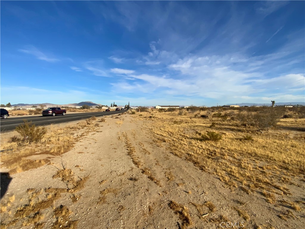 1 Air Expressway Boulevard Property Photo 2