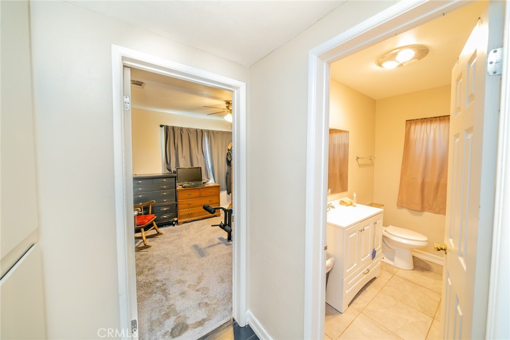 1465 N Eucalyptus Avenue Property Photo 21