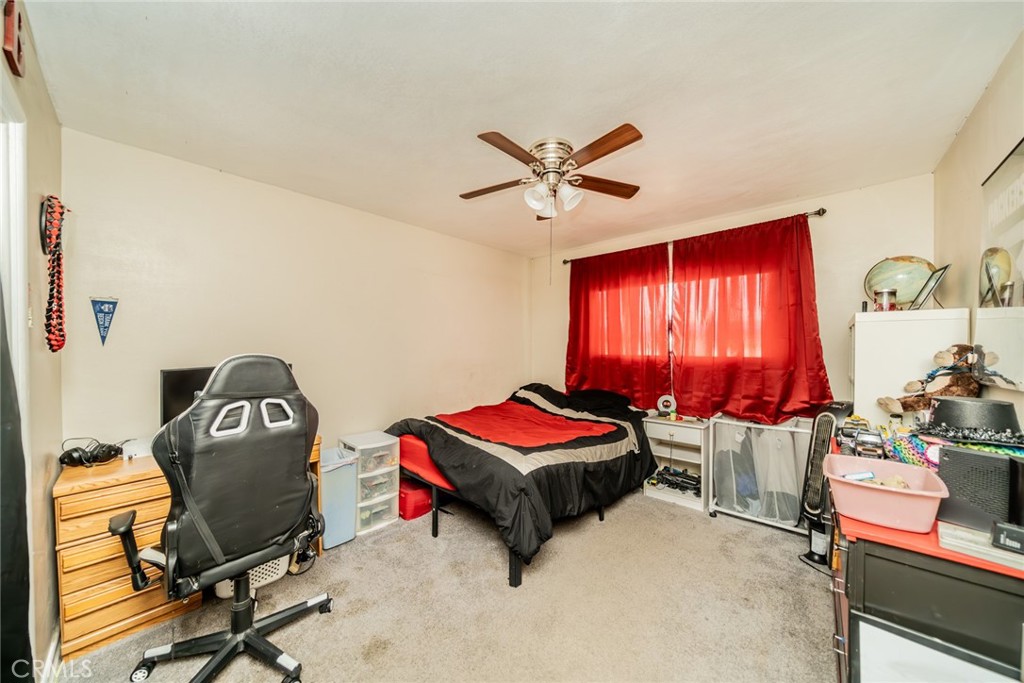 1465 N Eucalyptus Avenue Property Photo 27