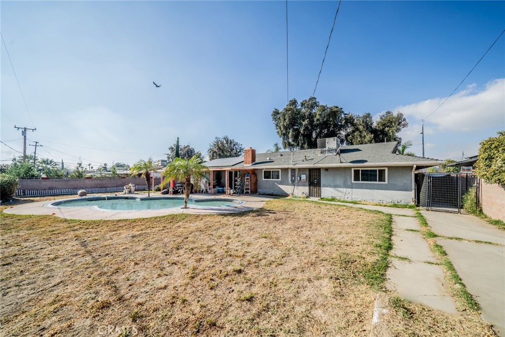 1465 N Eucalyptus Avenue Property Photo 30