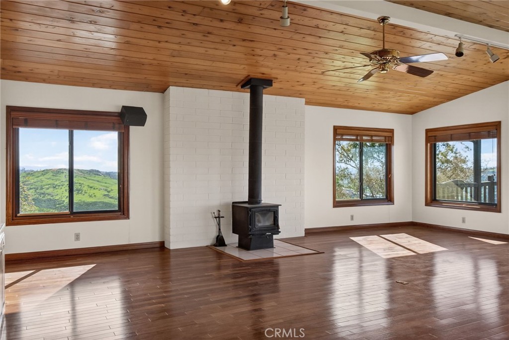 20682 Hill Top Drive Property Photo 19