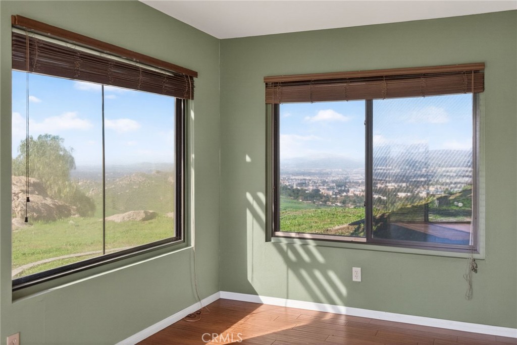 20682 Hill Top Drive Property Photo 44