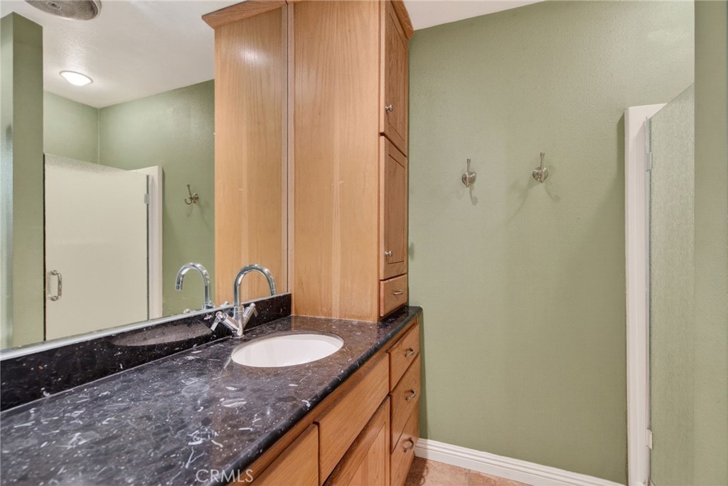 20682 Hill Top Drive Property Photo 46