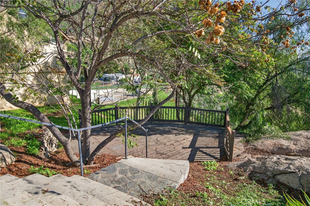 20682 Hill Top Drive Property Photo 47
