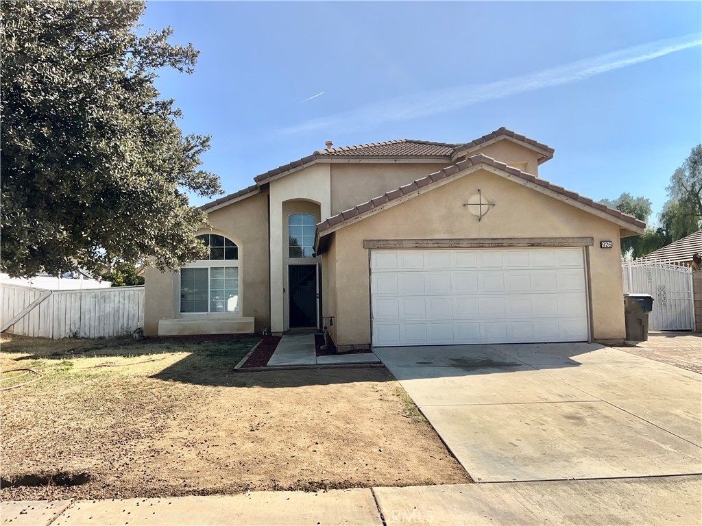 926 Hardwick Avenue Property Photo 3