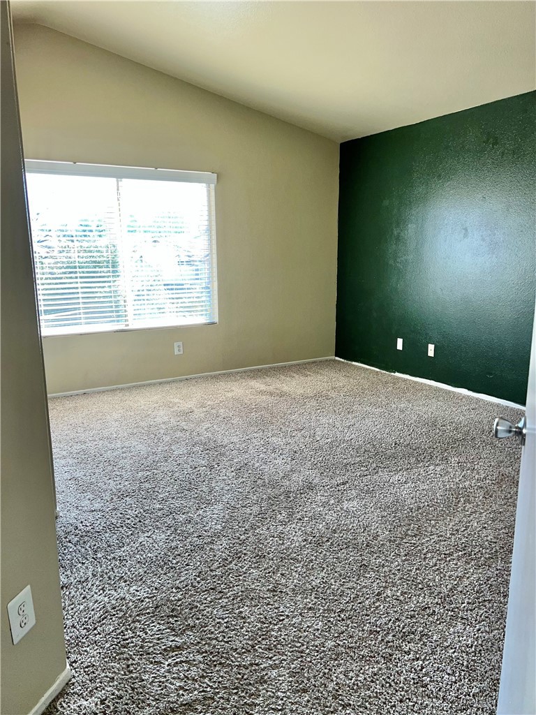926 Hardwick Avenue Property Photo 16