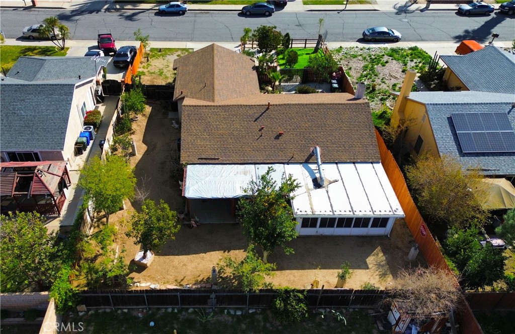 264 N Church Avenue Property Photo 4