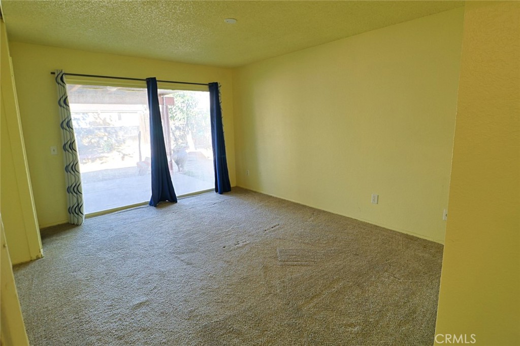 264 N Church Avenue Property Photo 20