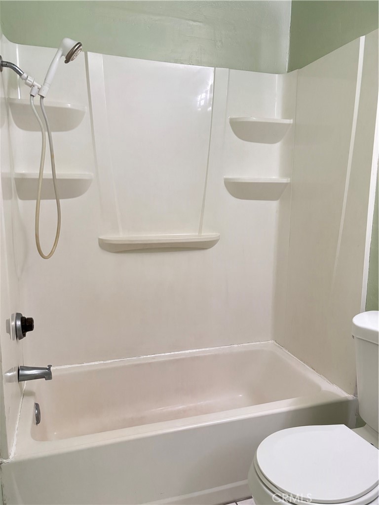 264 N Church Avenue Property Photo 23