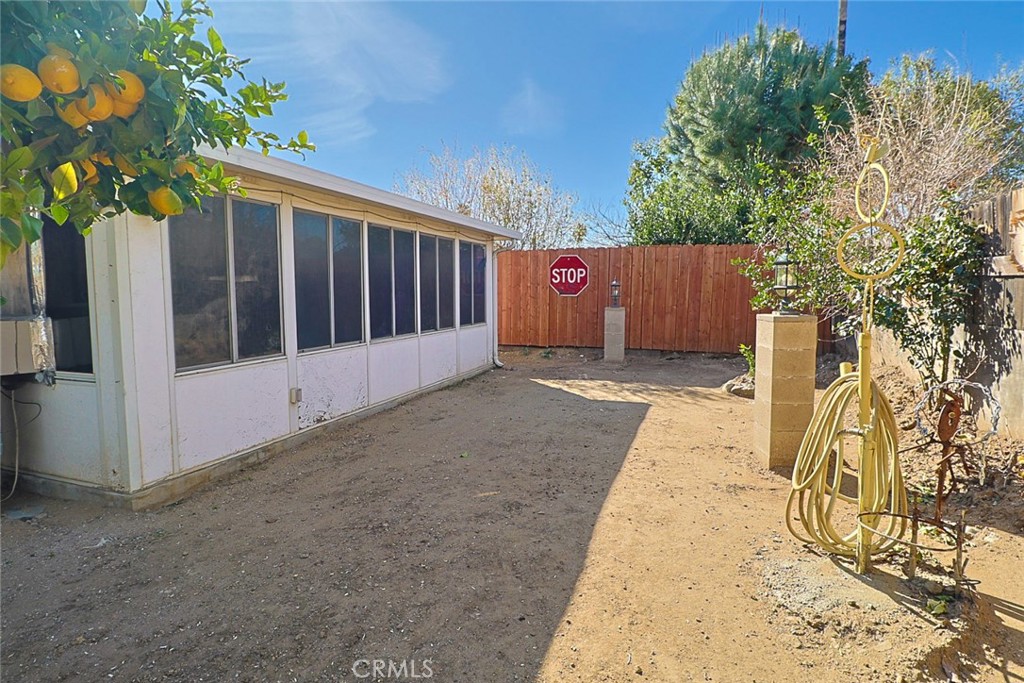 264 N Church Avenue Property Photo 33
