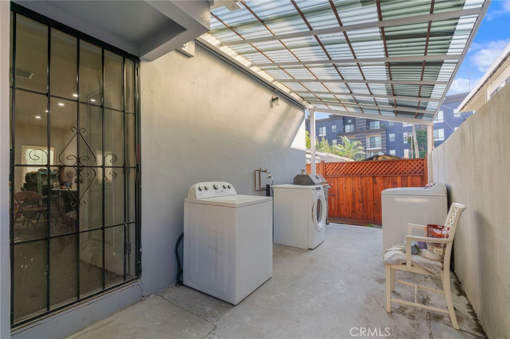11123 Cumpston Street Property Photo 19