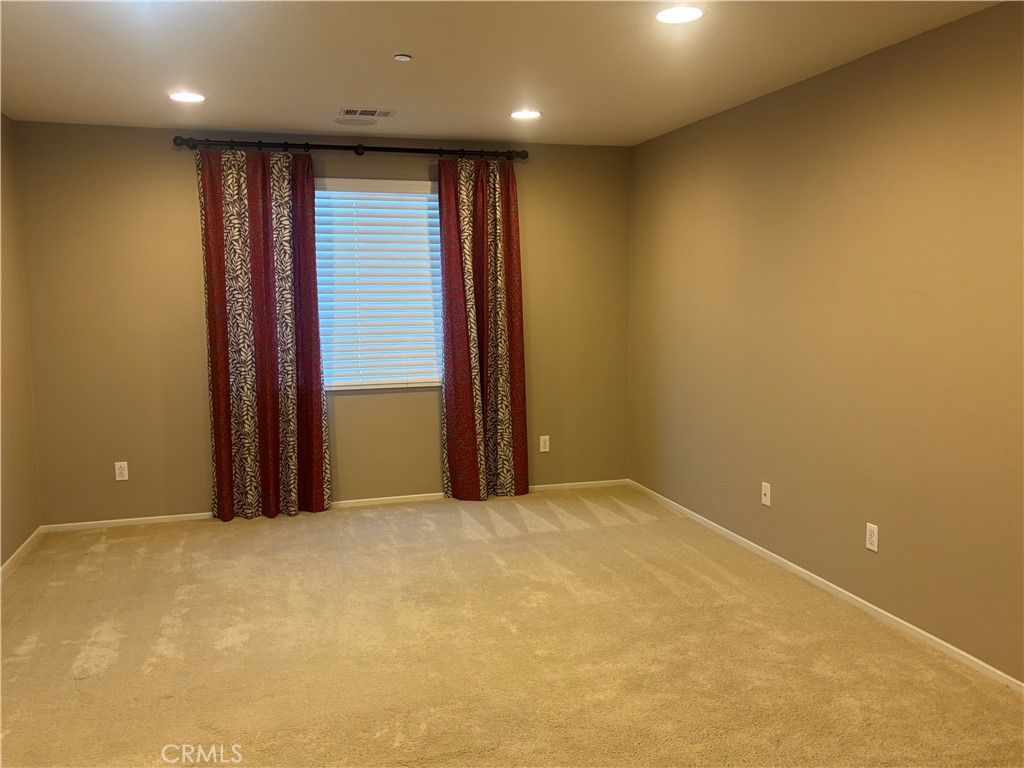 38780 Amateur Way Property Photo 14