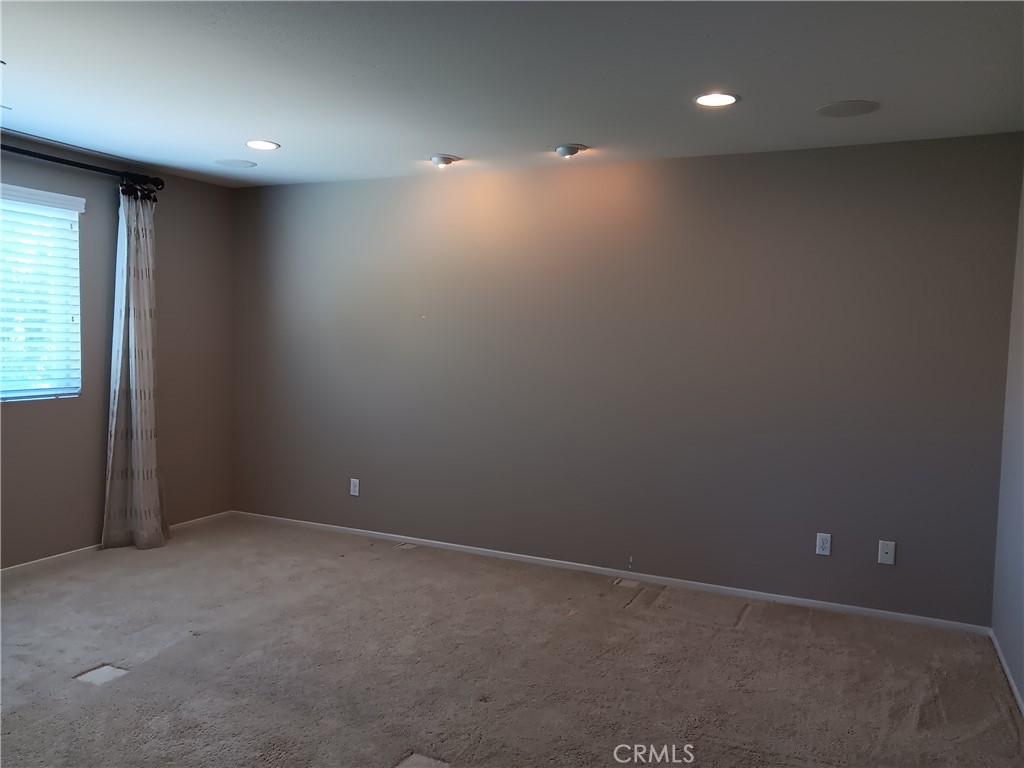 38780 Amateur Way Property Photo 17