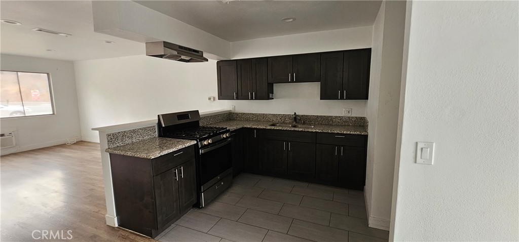1131 E Citrus Avenue 1 Property Photo 5